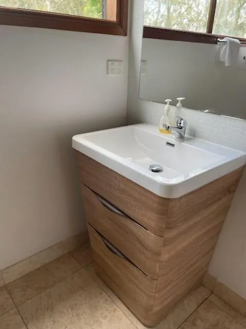 Apartment Cozy One Room With Massive Pool Anstead